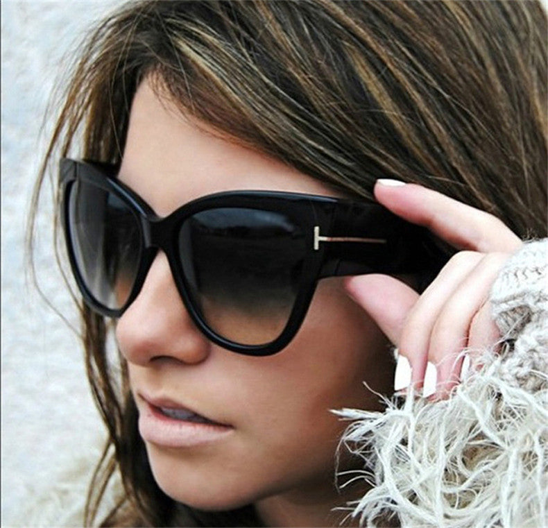 Wholesale Ins Style Newest Fashionable Cat Eye Sunglasses Luxury Brand  Oversized Women Sunglasses - China Sunglass and Polarized Sunglasses price